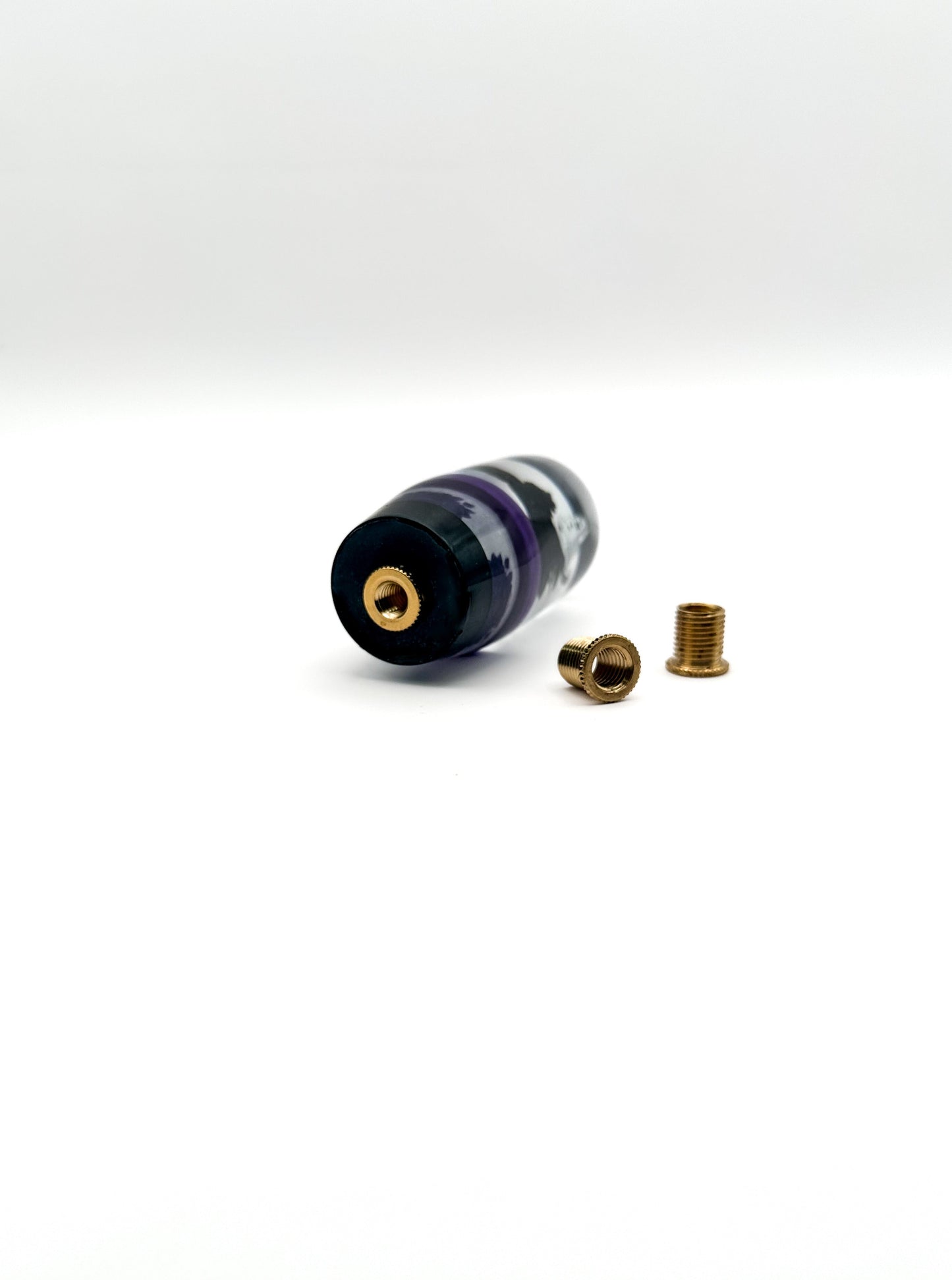 Upgrade your car with the Cupid with AK-47 resin shift knob. Durable, weighted, and crafted with crystal-clear resin, this unique gear shift knob fits most manual and automatic vehicles. Perfect for drivers who want bold style and smooth shifting.