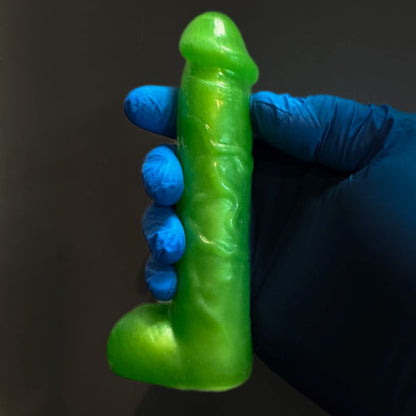 The Ultimate Dildo Penis Shift Knob – 6.05" tall, weighted, and universally compatible. Funny, bold, and functional. Fits most manual and auto cars.
