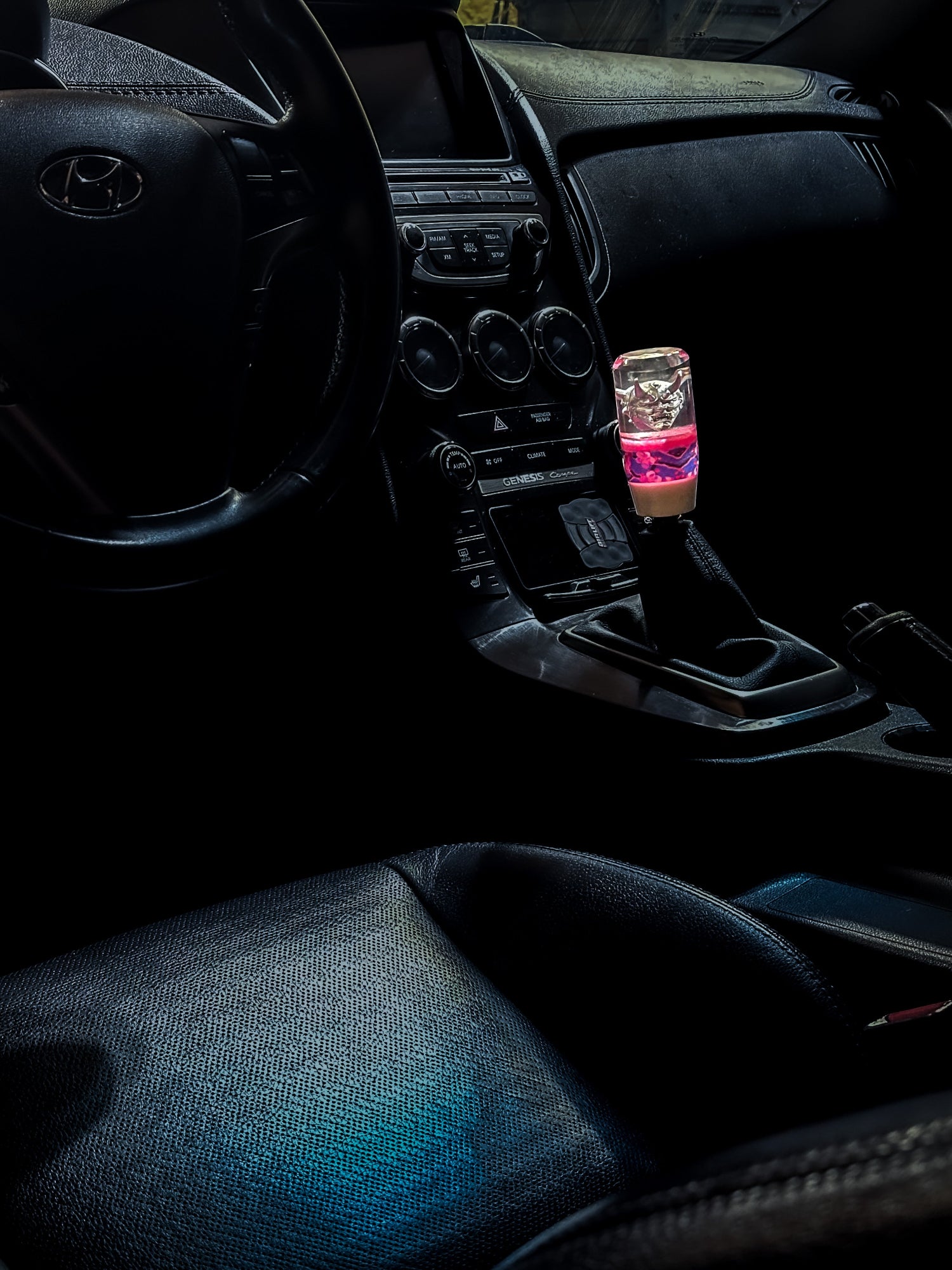 shift knob is JDM car with universal manual shifters